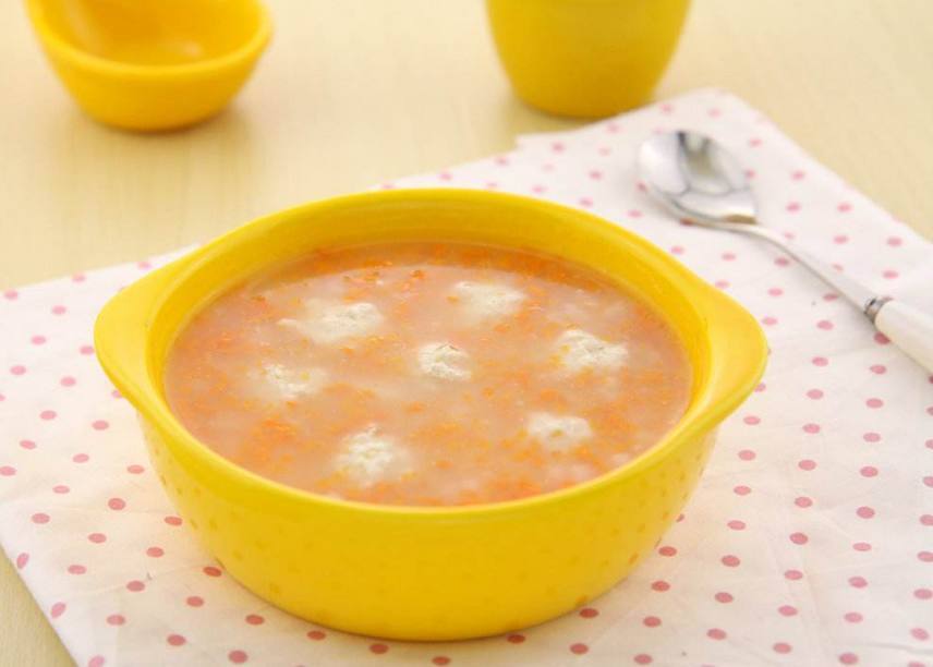 六个月宝宝辅食添加的丰富世界