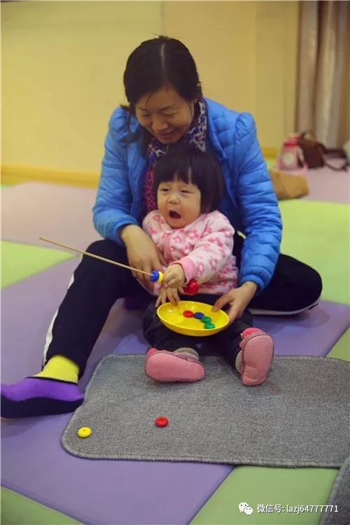 关于7个月宝宝的成长与图片记录